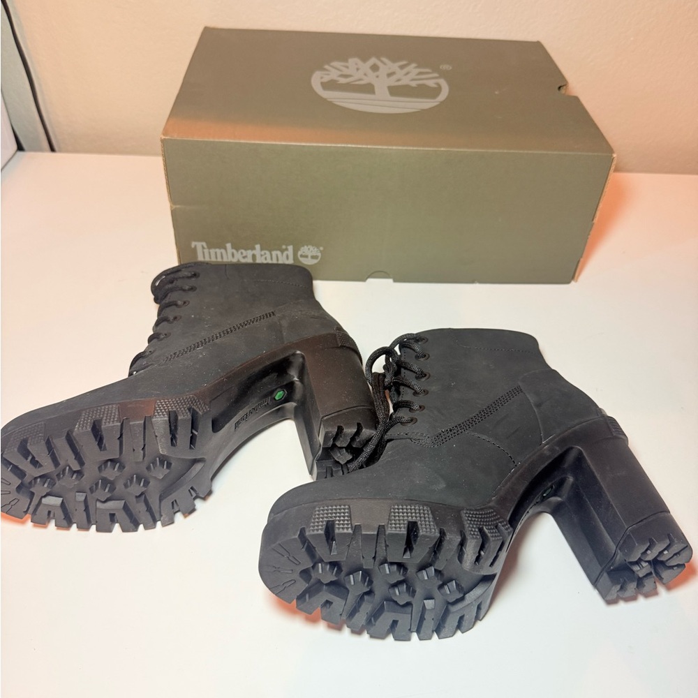 NEW Timberland Women's Lace Up Black Boots Size 7.5 - Picture 7 of 7